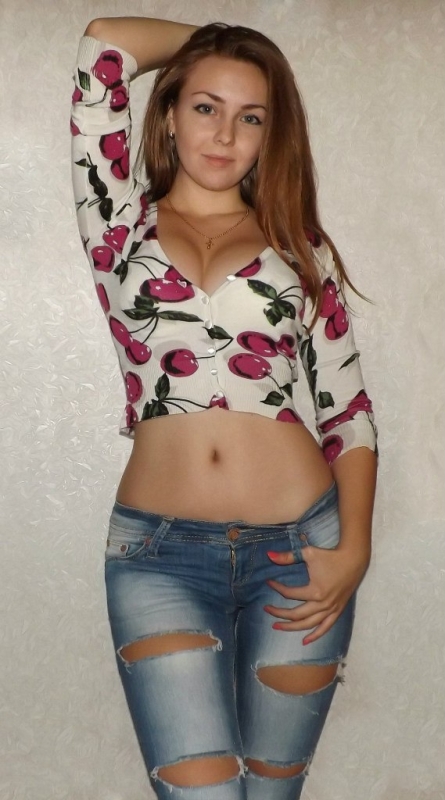 Юся, 28